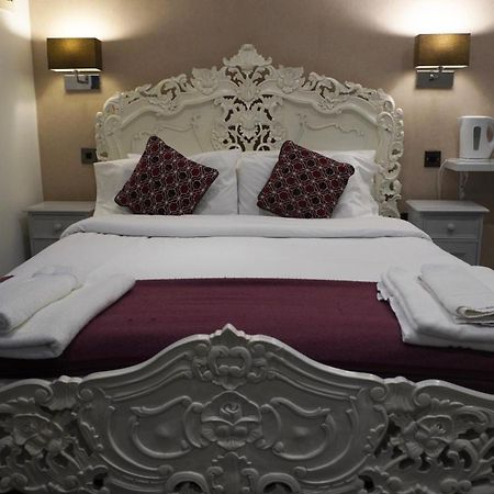 The Bell Shifnal Hotell Eksteriør bilde