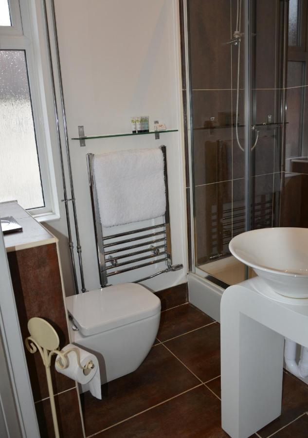 The Bell Shifnal Hotell Eksteriør bilde