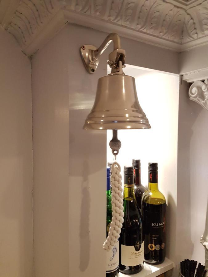 The Bell Shifnal Hotell Eksteriør bilde