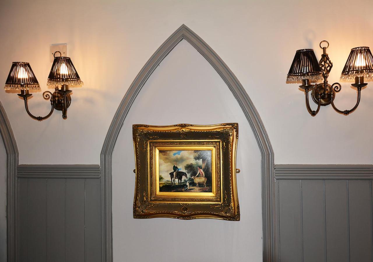 The Bell Shifnal Hotell Eksteriør bilde